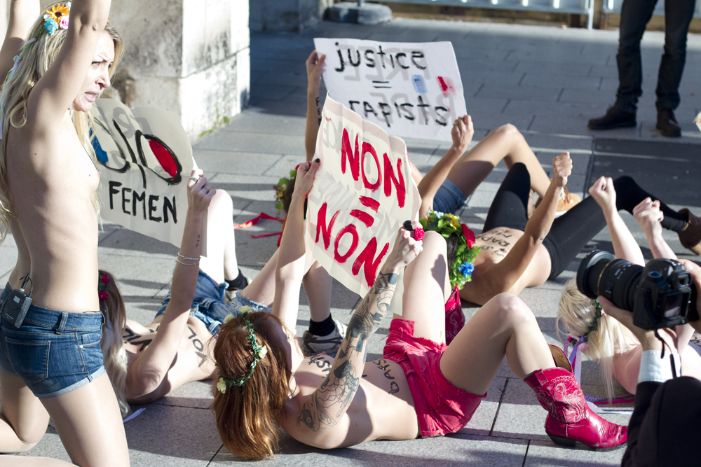 Femen 02