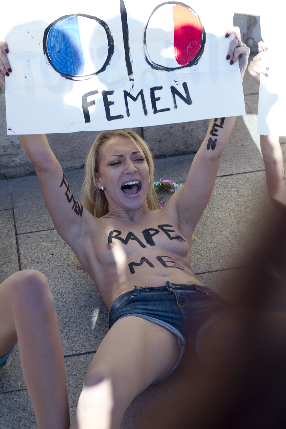 Femen 06