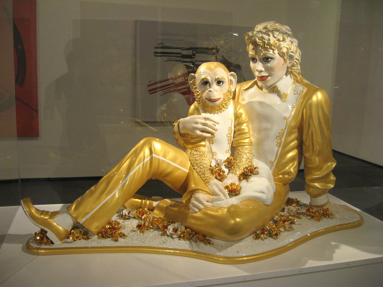 jeff-koons-michael_jackson_and_bubbles_porcelain_sculpture