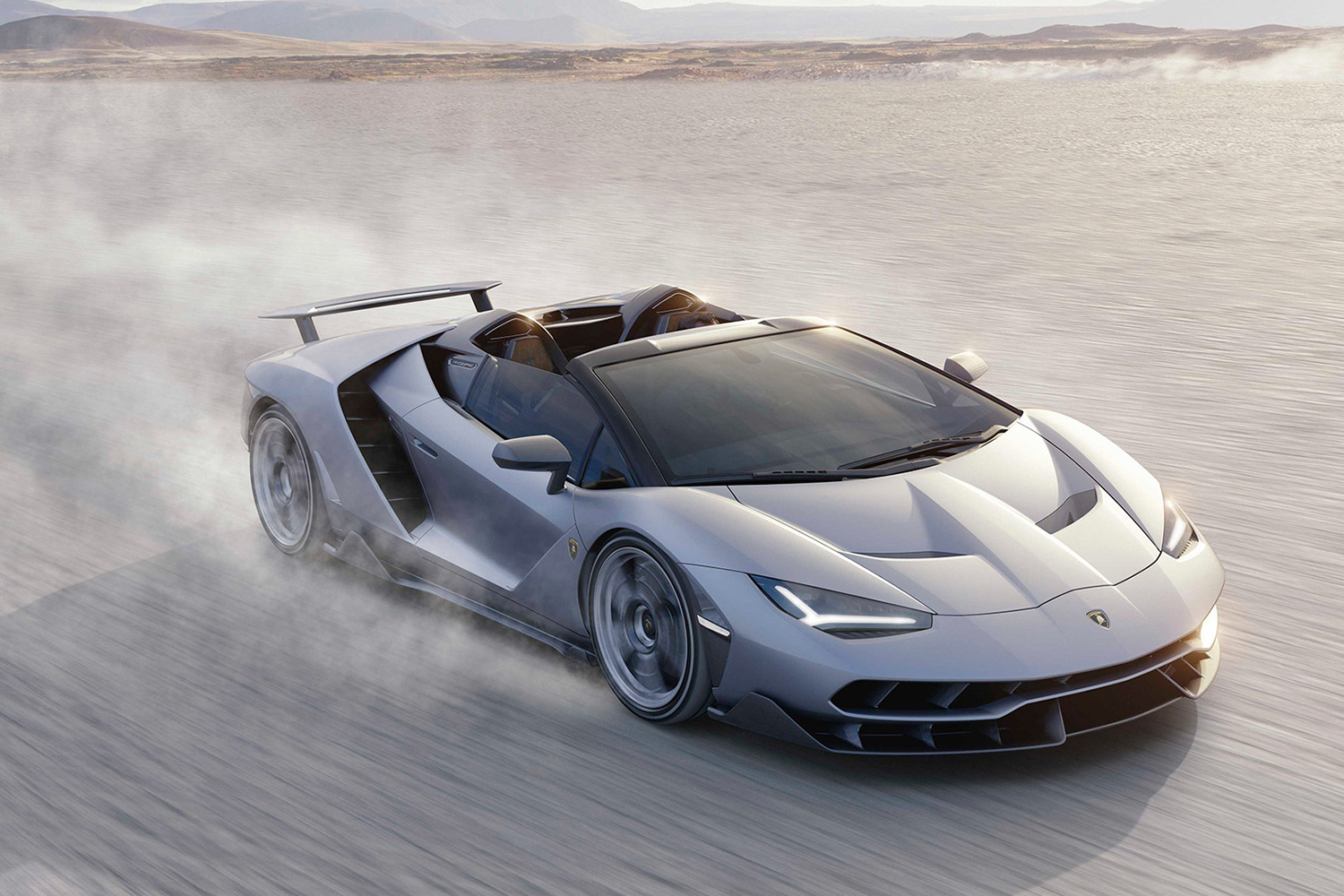 Lamborghini predstavilo Centenario Roadster za 2,3 milióna dolárov 06