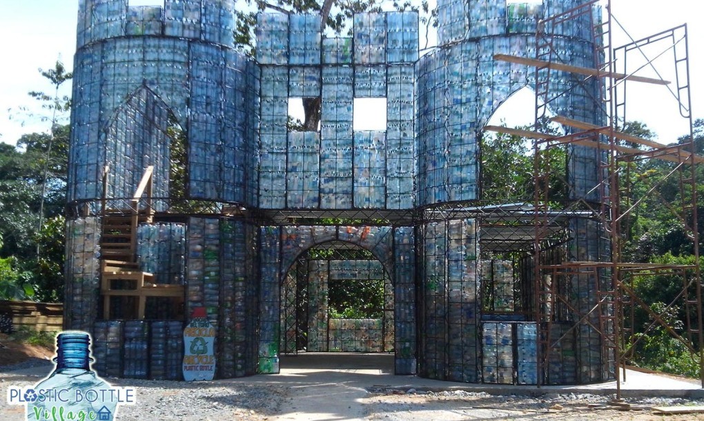 plastic-bottle-village-02