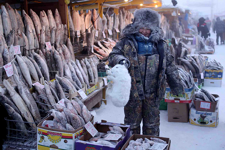 coldest-village-oymyakon-russia-amos-chaple-02