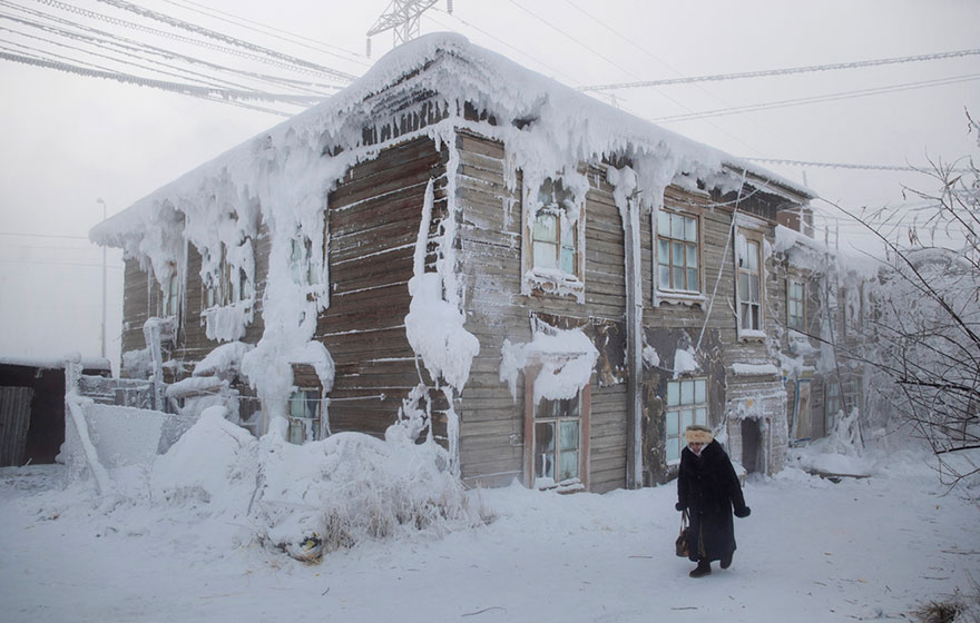 coldest-village-oymyakon-russia-amos-chaple-08