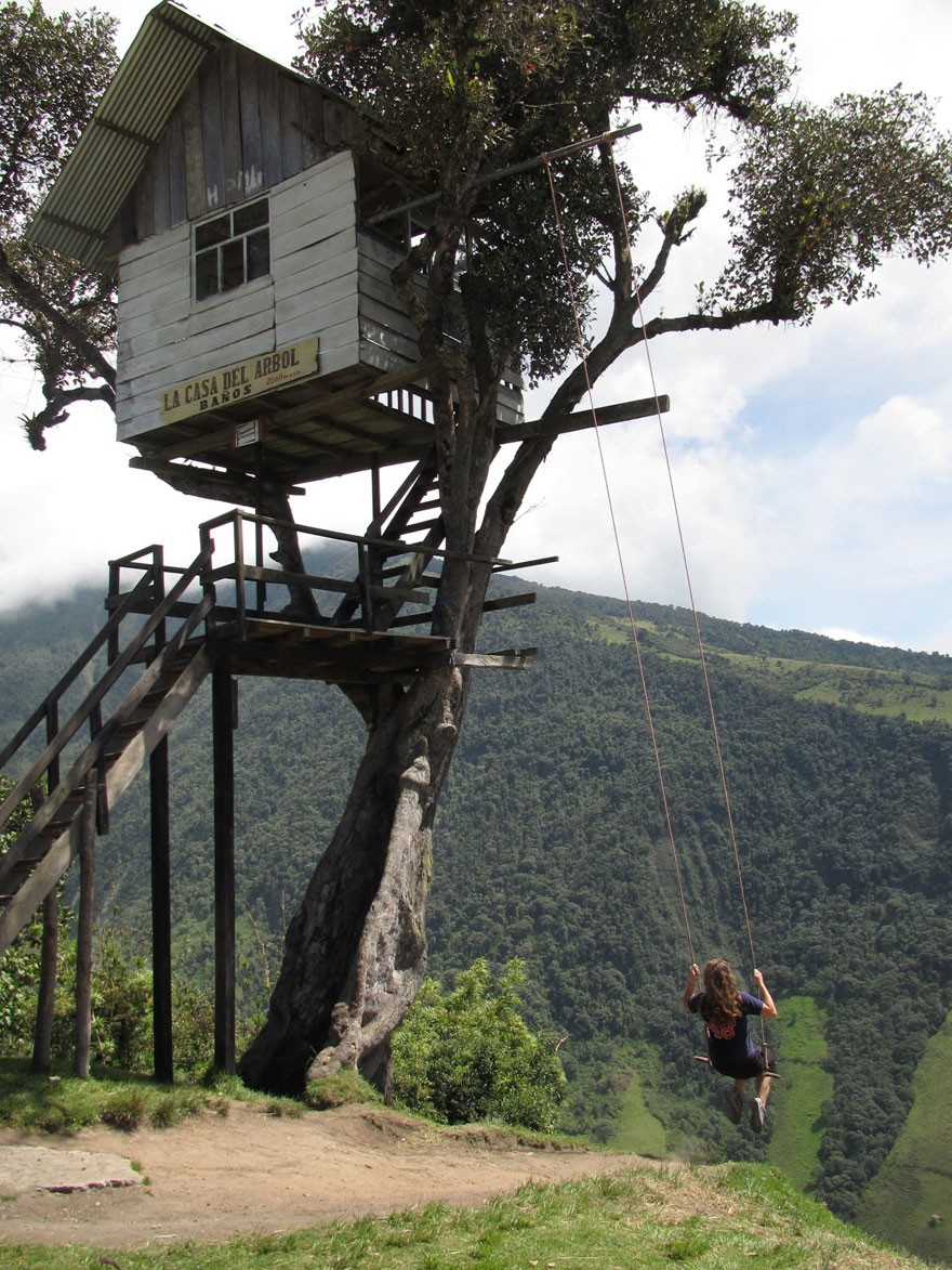 koniec-sveta-05-la casa del arbol baños