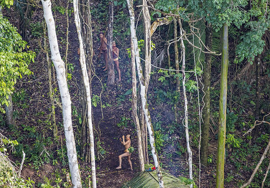 uncontacted-tribe-amazon-photography-ricardo-stuckert-sex-porn-04