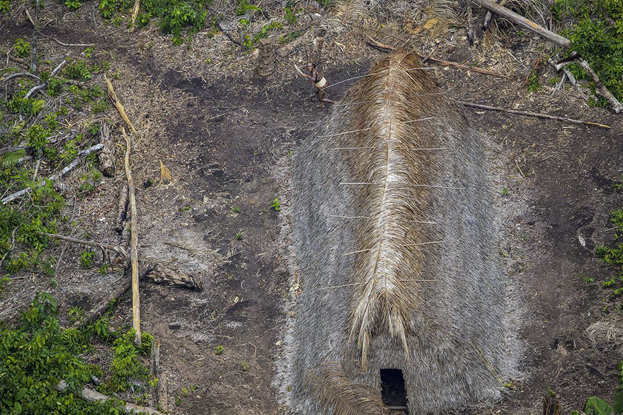 uncontacted-tribe-amazon-photography-ricardo-stuckert-sex-porn-06